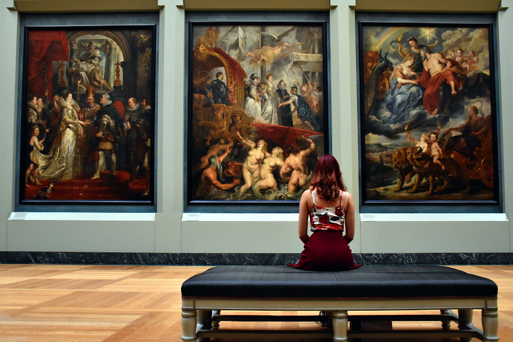 Things to consider when you visit Louvre museum in Paris
