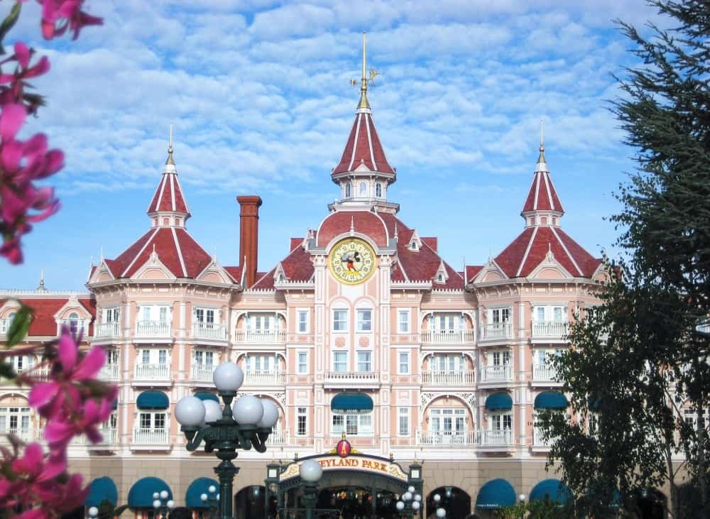 How To Get From Gare du Nord To Disneyland Paris