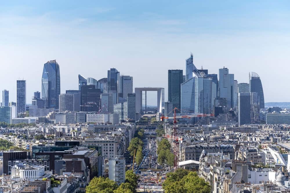 How to Get From Charles de Gaulle Airport to La Defense
